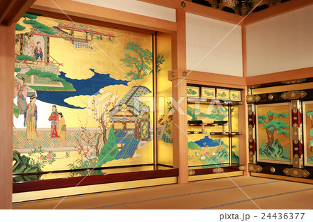 熊本城 金の屏風の描画の写真素材 [24436377] - PIXTA