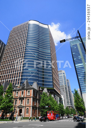 8月　都市風景1467三菱一号館美術館 24436937
