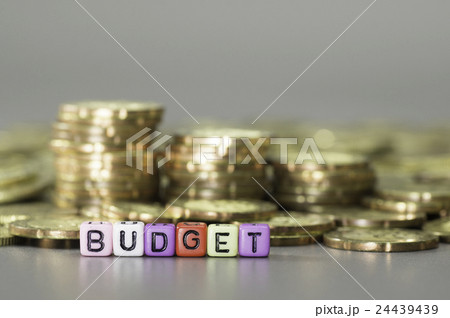 Budget text ang Gold coins 24439439