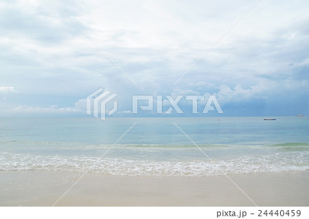 Thai beautiful beach in Samet Island（タイ国サメット島ビーチ） 24440459