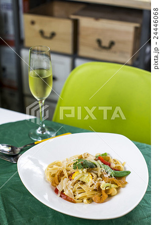 Grand mom teahouse 24446068