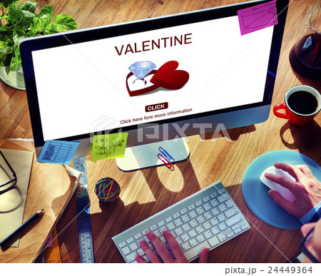 Valentine Engagement Ring Couple Love Concept Valentine Engagement Ring Couple Love Concept 24449364