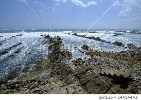 平磯海岸の白亜紀層  平磯海岸の白亜紀層  24454443