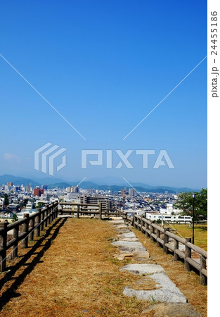 鳥取城跡の風景 24455186