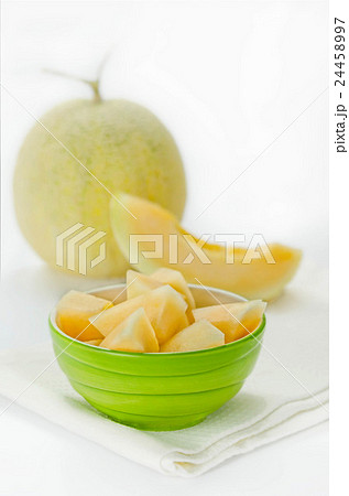 Ripe melon fruit 24458997