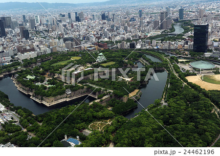 大阪城を空撮 24462196