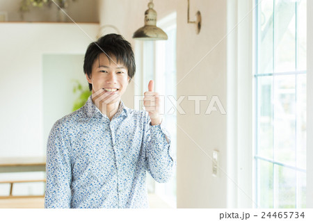20代　男性　 24465734