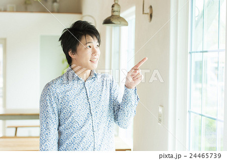 20代　男性　 24465739