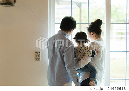 ステイホーム ファミリーイメージ ステイホーム ファミリーイメージ 24466618