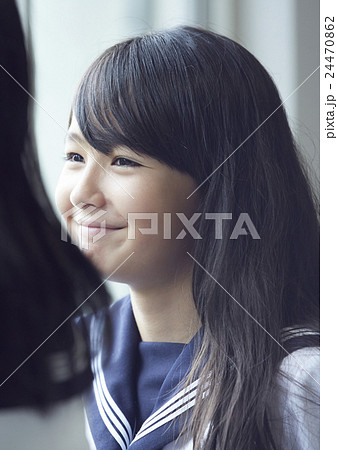 女子学校生活　中高生イメージ 24470862