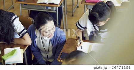 学校 授業風景 中高生イメージ 学校 授業風景 中高生イメージ 24471131