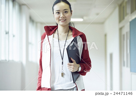 女性 先生 ポートレート 女性 先生 ポートレート 24471146