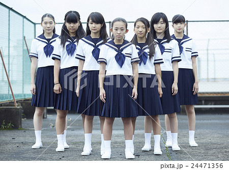 女子中高生　ポートレート 24471356