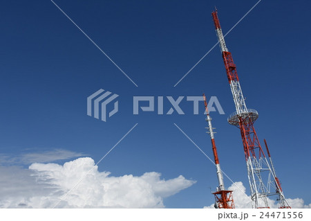 テレビ塔　青空 24471556
