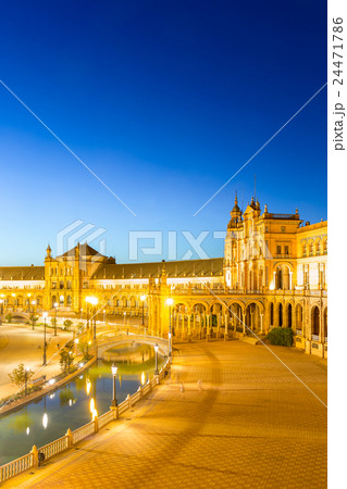 espana Plaza in Sevilla Spain at dusk espana Plaza in Sevilla Spain at dusk 24471786