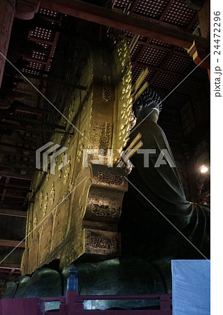 奈良 東大寺 大仏の背後にある 光背 こうはい の写真素材