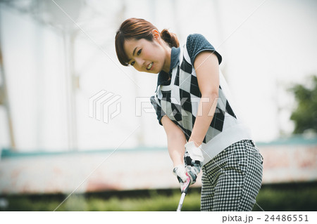 Japanese woman golfer , housewife Japanese woman golfer , housewife 24486551