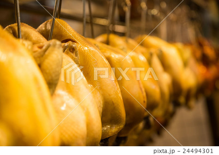 Xinfu Market (A Po Oily Rice & Dafeng Gefilte Fish Shop) Xinfu Market (A Po Oily Rice & Dafeng Gefilte Fish Shop) 24494301