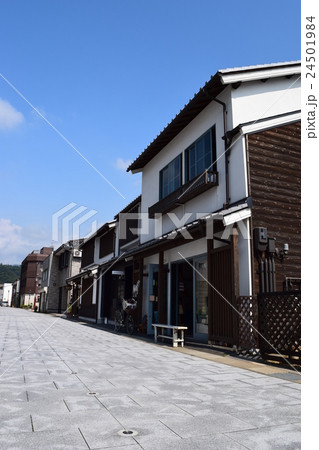 博物館通り　レトロな街並み　敦賀市 24501984