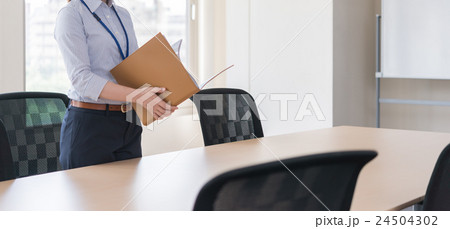 ビジネスシーン　イメージ 24504302