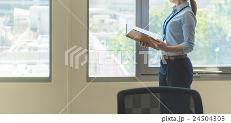 ビジネスシーン　イメージ 24504303