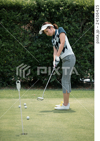 Japanese woman golfer , housewife Japanese woman golfer , housewife 24506425