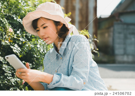 Japanese woman golfer , housewife Japanese woman golfer , housewife 24506702