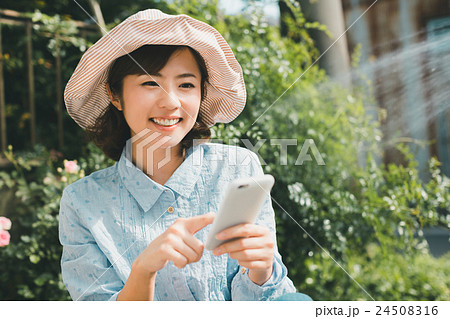 Japanese woman golfer , housewife Japanese woman golfer , housewife 24508316