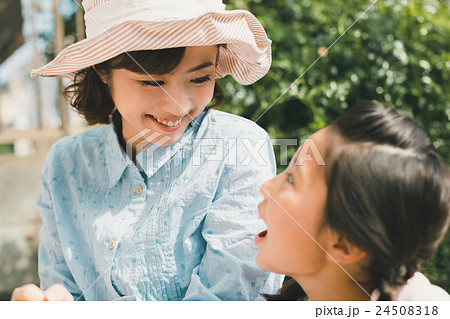 Japanese woman golfer , housewife 24508318