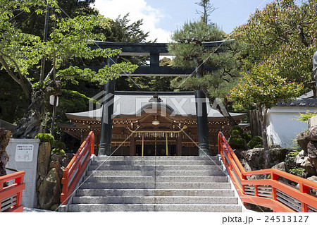 清荒神の拝殿 清荒神の拝殿 24513127