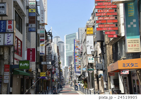 【大阪】北新地の繁華街 【大阪】北新地の繁華街 24519905