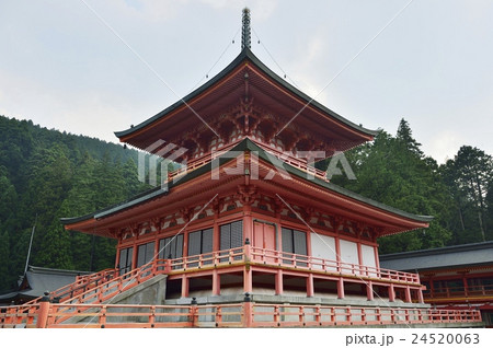 世界遺産　比叡山延暦寺　法華総持院東塔 24520063