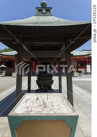 成田山不動尊本堂の香炉 24526126
