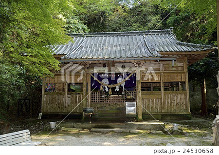 熊野神社　熊野磨崖仏 24530658