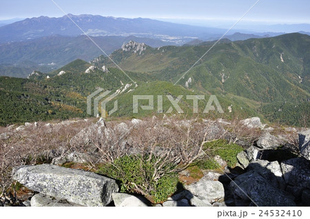 八ヶ岳連峰と瑞牆山 八ヶ岳連峰と瑞牆山 24532410