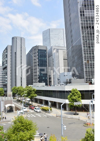 【大阪】北新地のビジネス街 24534865
