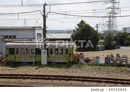 北館林荷扱所 鉄道車両スクラップ工場 の写真素材