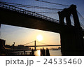 Brooklyn Bridge  24535460
