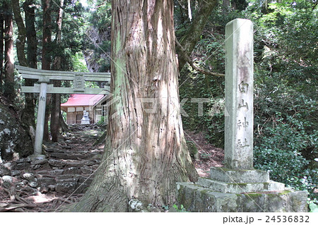 大矢谷白山神社（福井県 勝山市 平泉寺町 大矢谷） 24536832