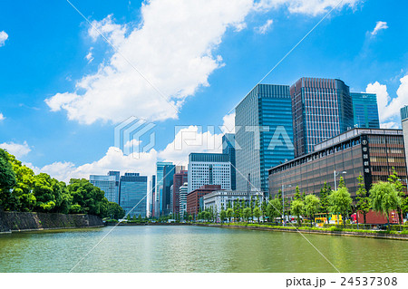 東京・丸の内オフィス街 24537308