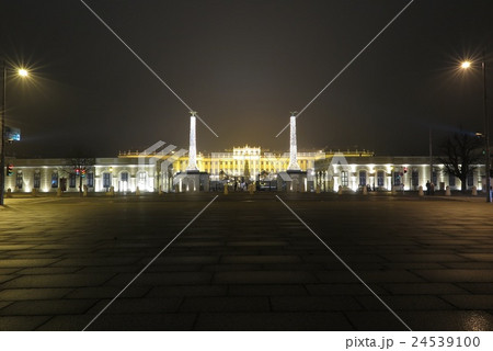 シェーンブルン宮殿(Schloss Schonbrunn) 24539100