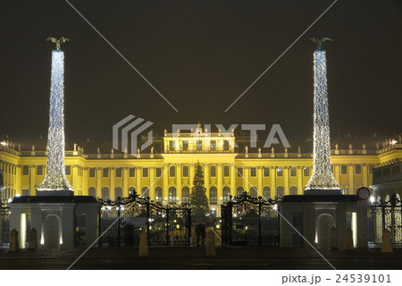 シェーンブルン宮殿(Schloss Schonbrunn) 24539101