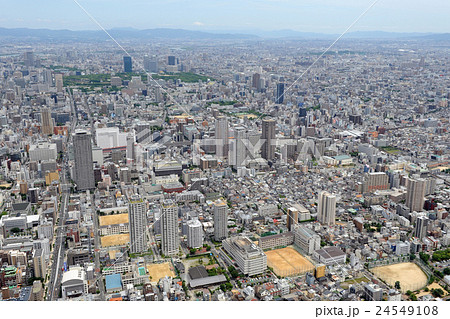 大阪市街を空撮 24549108