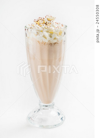 milk cocktail 24550308