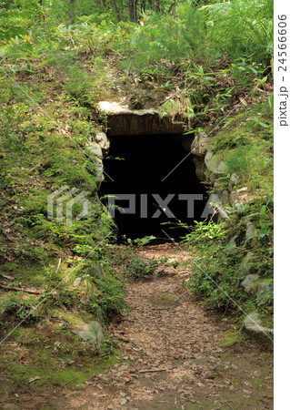 長野県松川村 祖父が塚古墳 長野県松川村 祖父が塚古墳 24566606