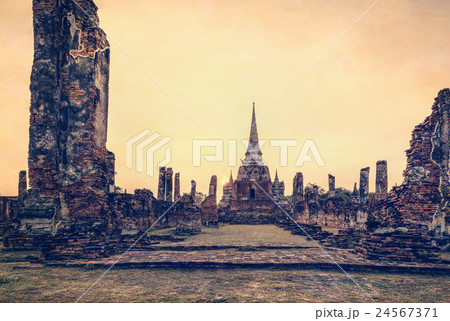 Vintage Wat Phra Si Sanphet, Thailand Vintage Wat Phra Si Sanphet, Thailand 24567371