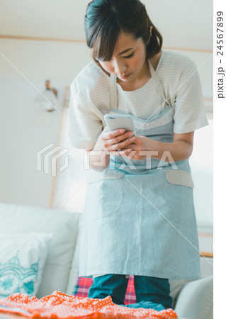 Japanese woman golfer , housewife Japanese woman golfer , housewife 24567899