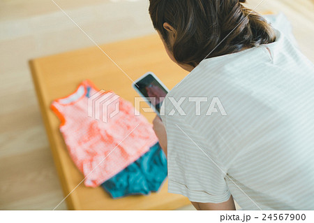 Japanese woman golfer , housewife 24567900