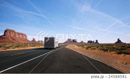 Monument Valley, Tribal Park, Arizona, Utah, USA Monument Valley, Tribal Park, Arizona, Utah, USA 24568581