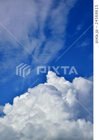 入道雲 24568615